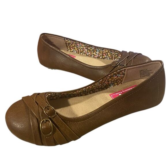 Pop Nelly Womens Ballet Flats 6.5 Brown Faux Leather Closed Toe Slip On Shoes - Picture 1 of 9